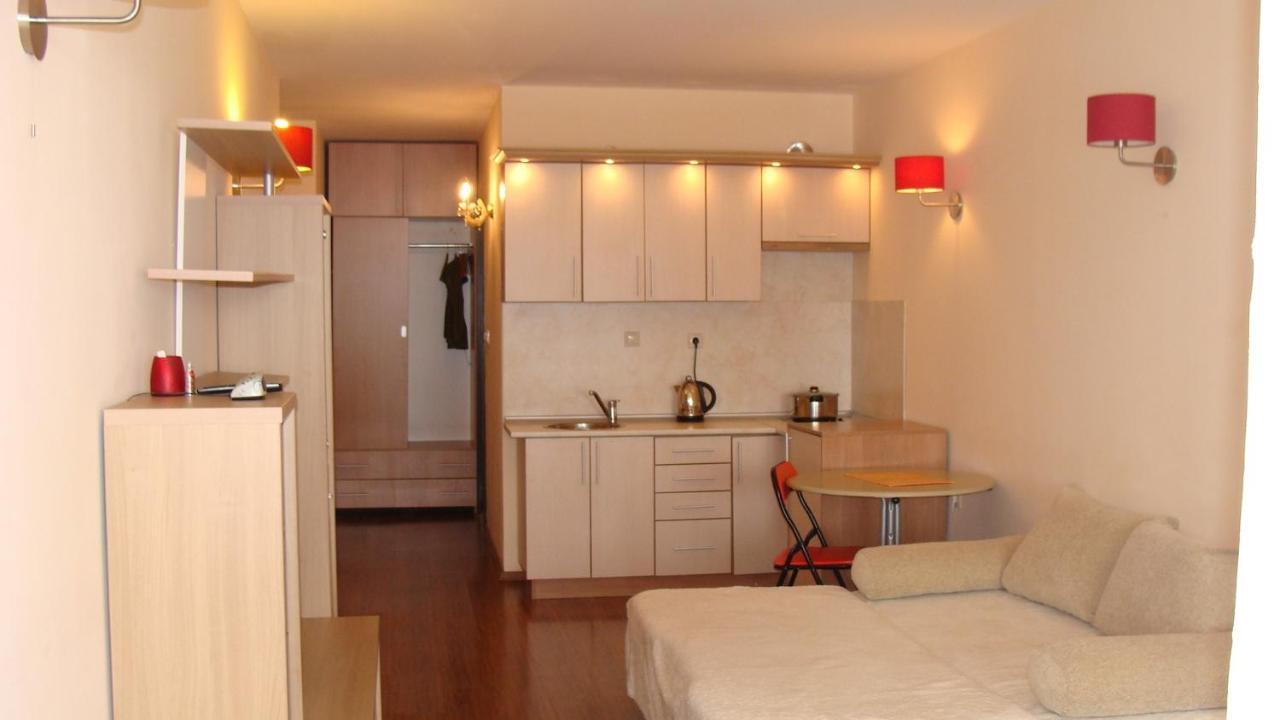 Admiral Apartments Золотые Пески Номер фото